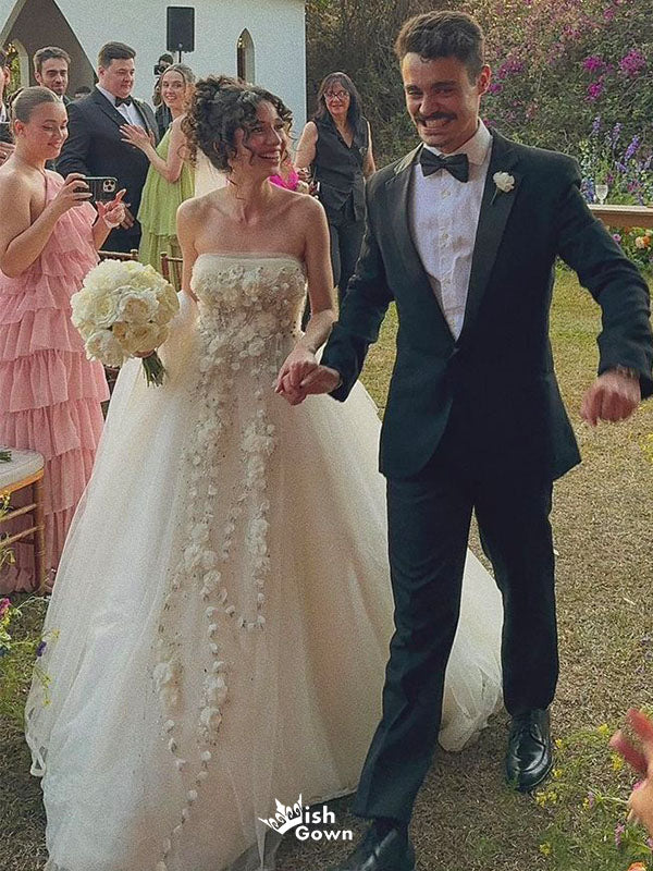 Sexy White Sweetheart Sleeveless A-Line Lace Long Wedding Dresses With Trailing,WDH160